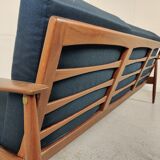 Canapé scandinave en afromosia années 60