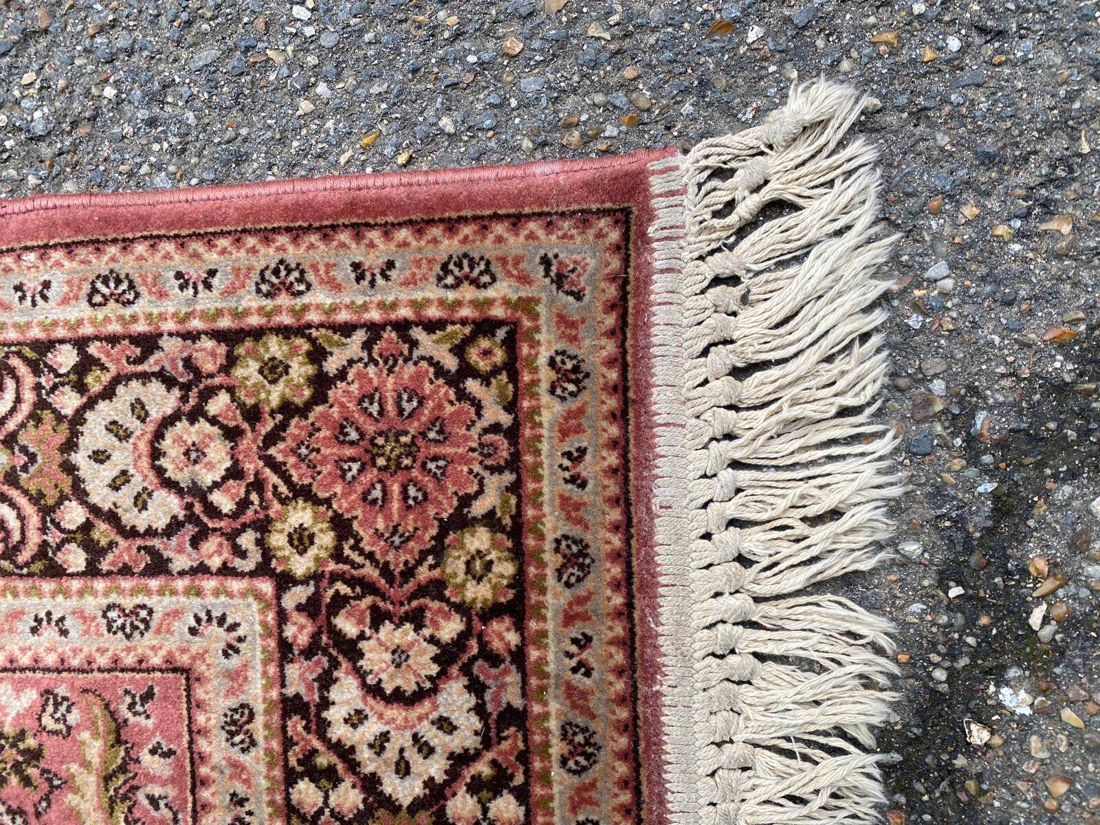 Persian rug in burgundy wool 110x170