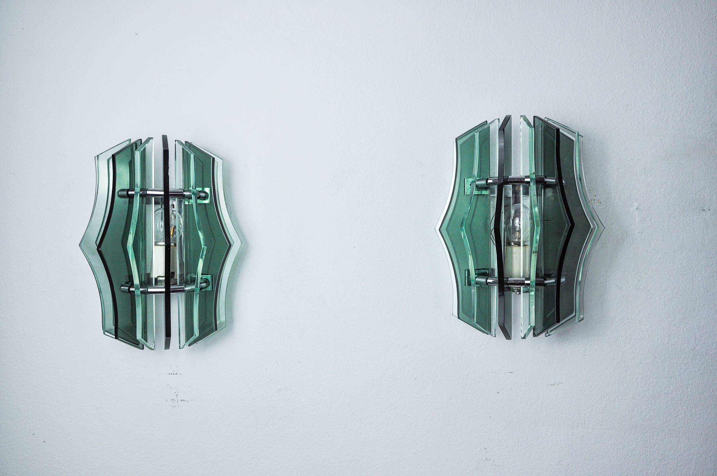 Pair of Veca wall lights, green murano glass, Italy 1970