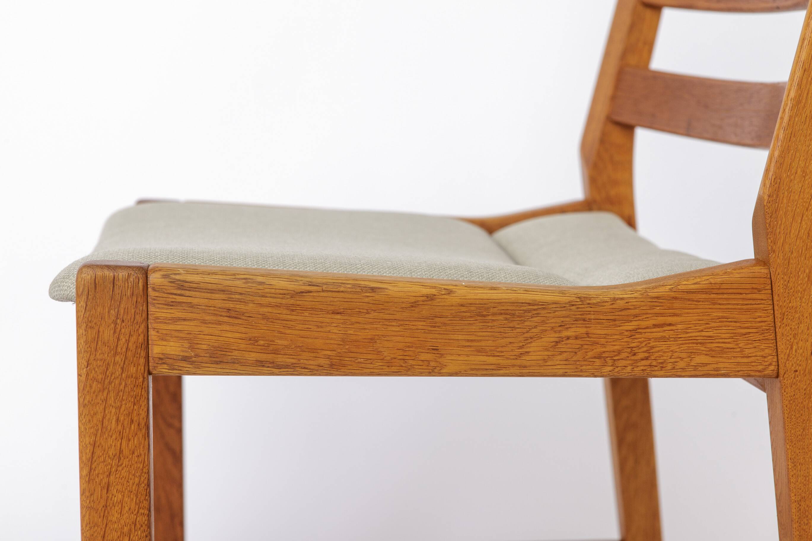 2 of 6 Kurt Østervig Oak Dining Chairs for KP Møbler, 1960s Danish