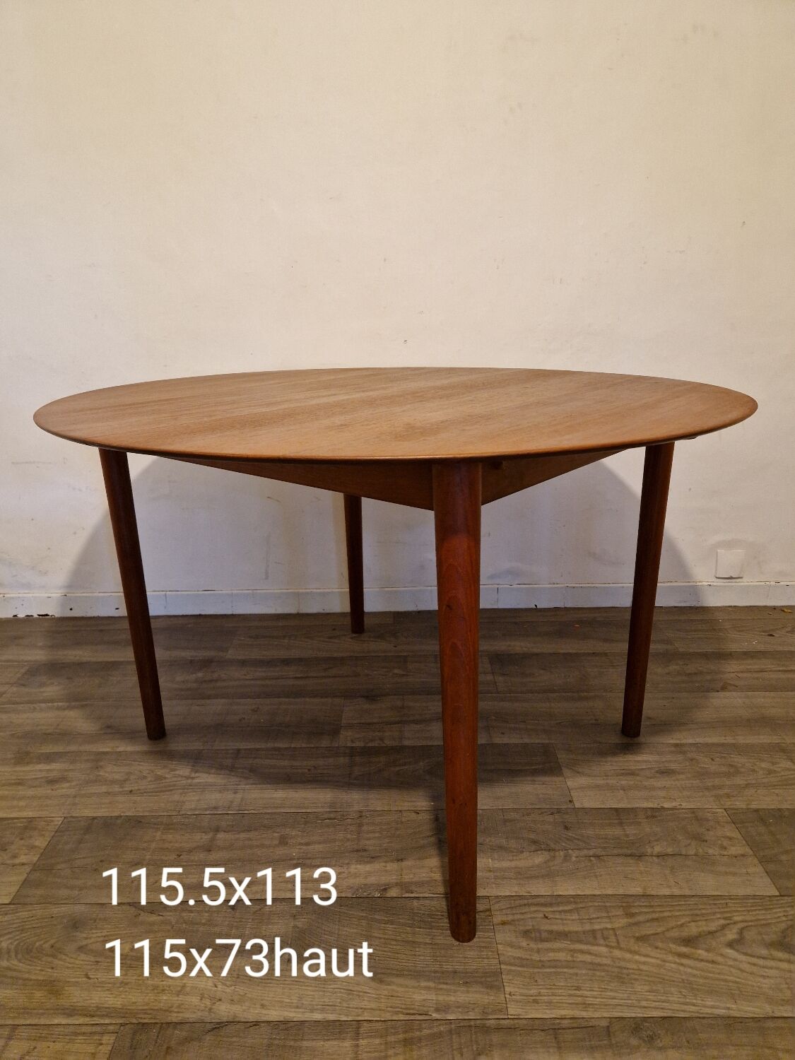 Danish dining table Peter hvidt & Orla Molgaard