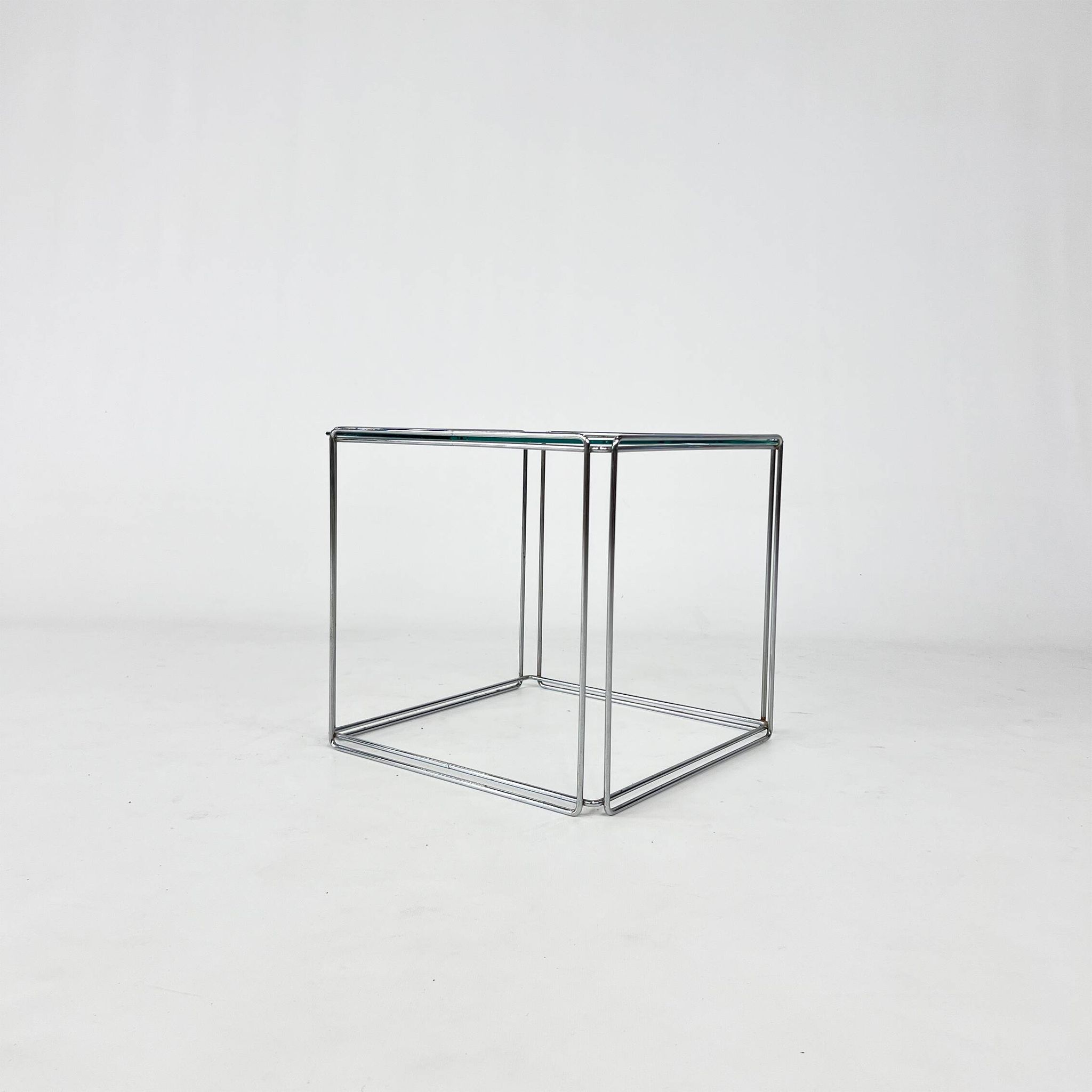 Table d'appoint en acier et verre de Max Sauze, années 1970