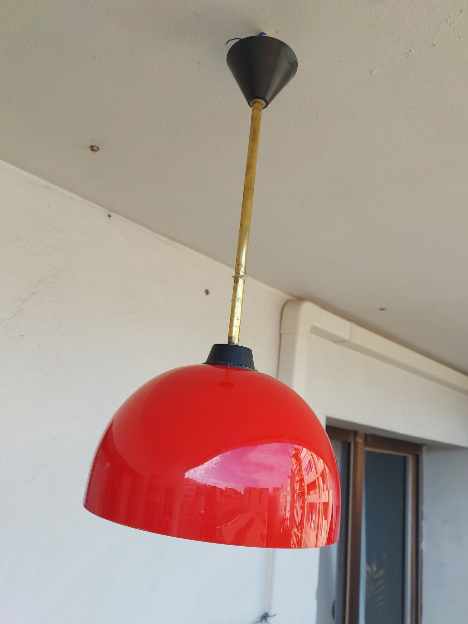 Vintage hanging lamp in red opaline of the 50/60