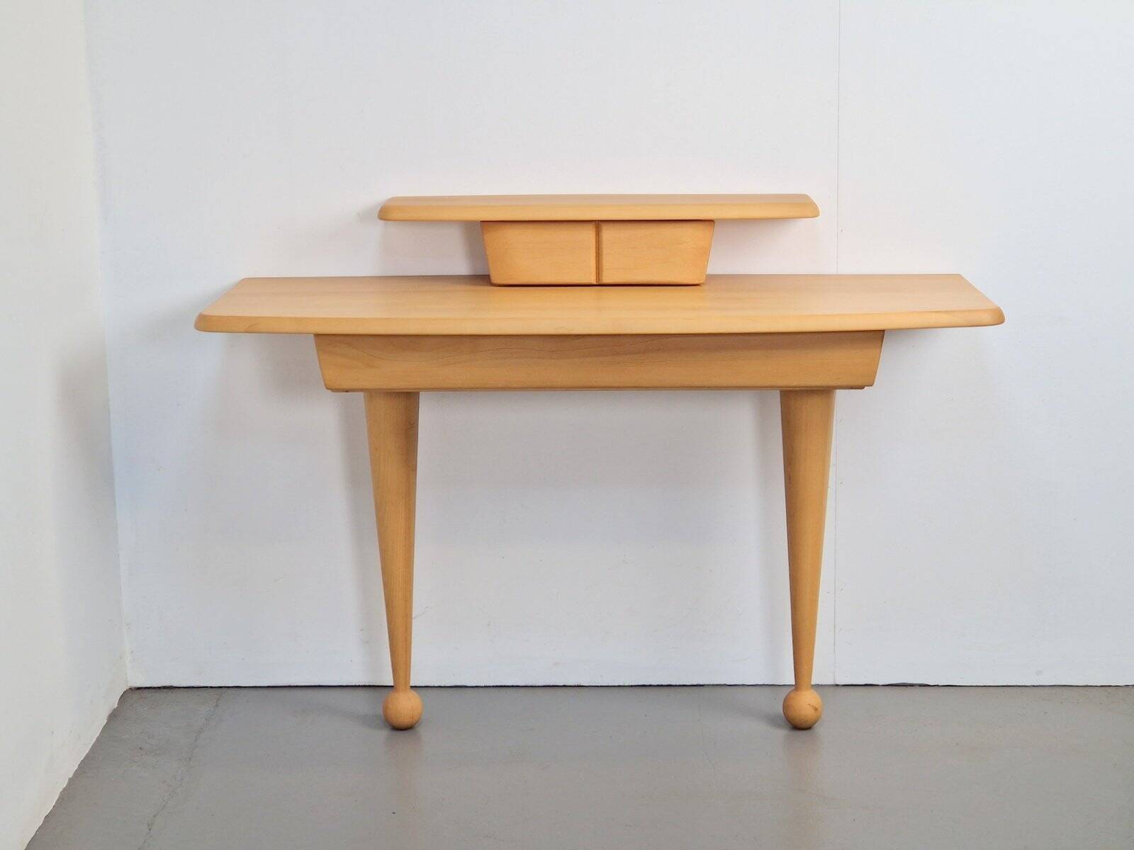 Italian Modern Hall Side Table by Oscar Tusquets Blanca, Italy, 1990s