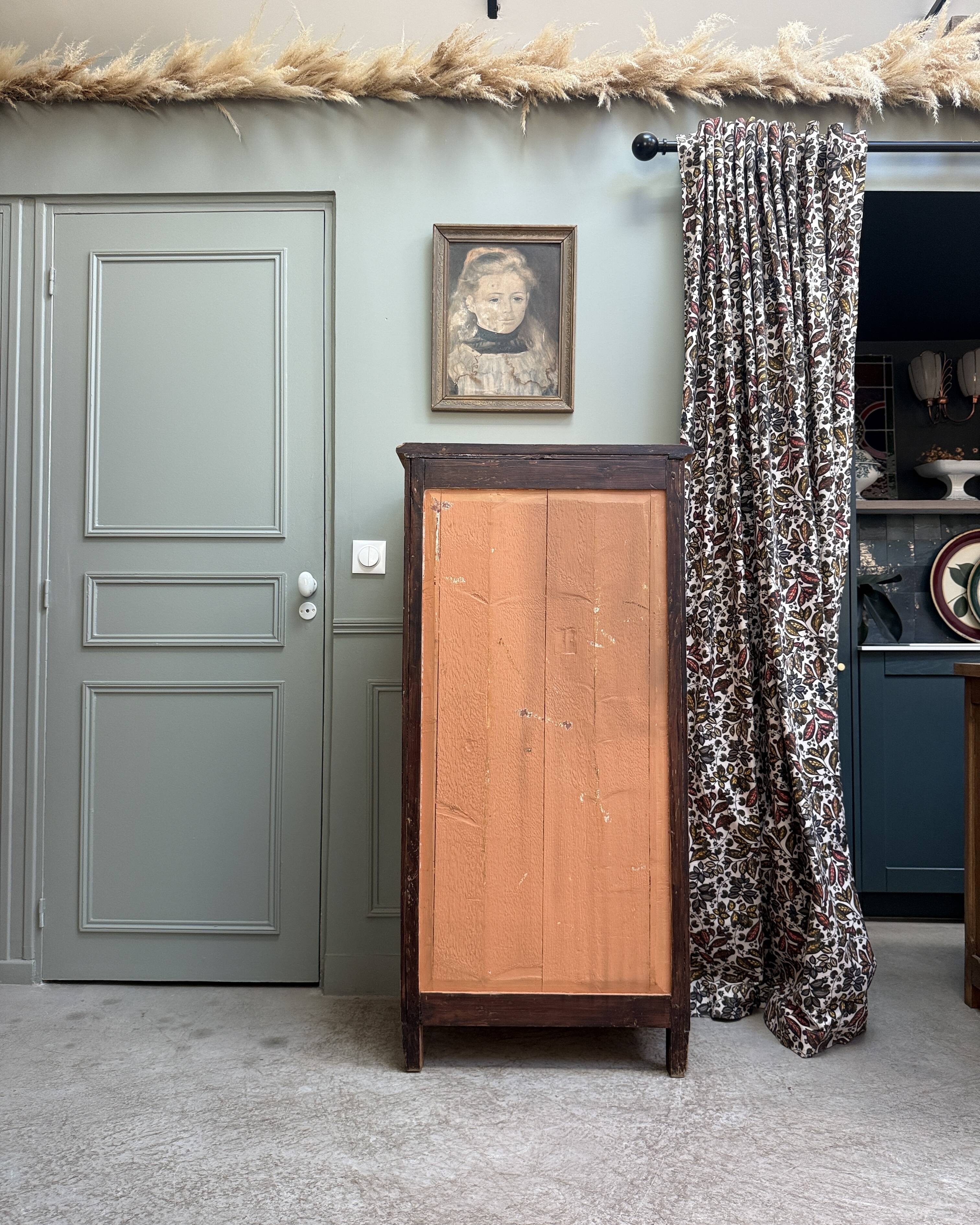 Small vintage dresser chic country (renovated)
