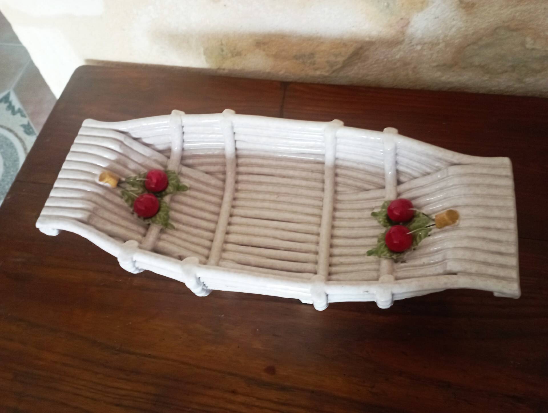 Ceramic cup