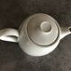 Théière en porcelaine émaillée blanche de Pillivyut  11,5 cm