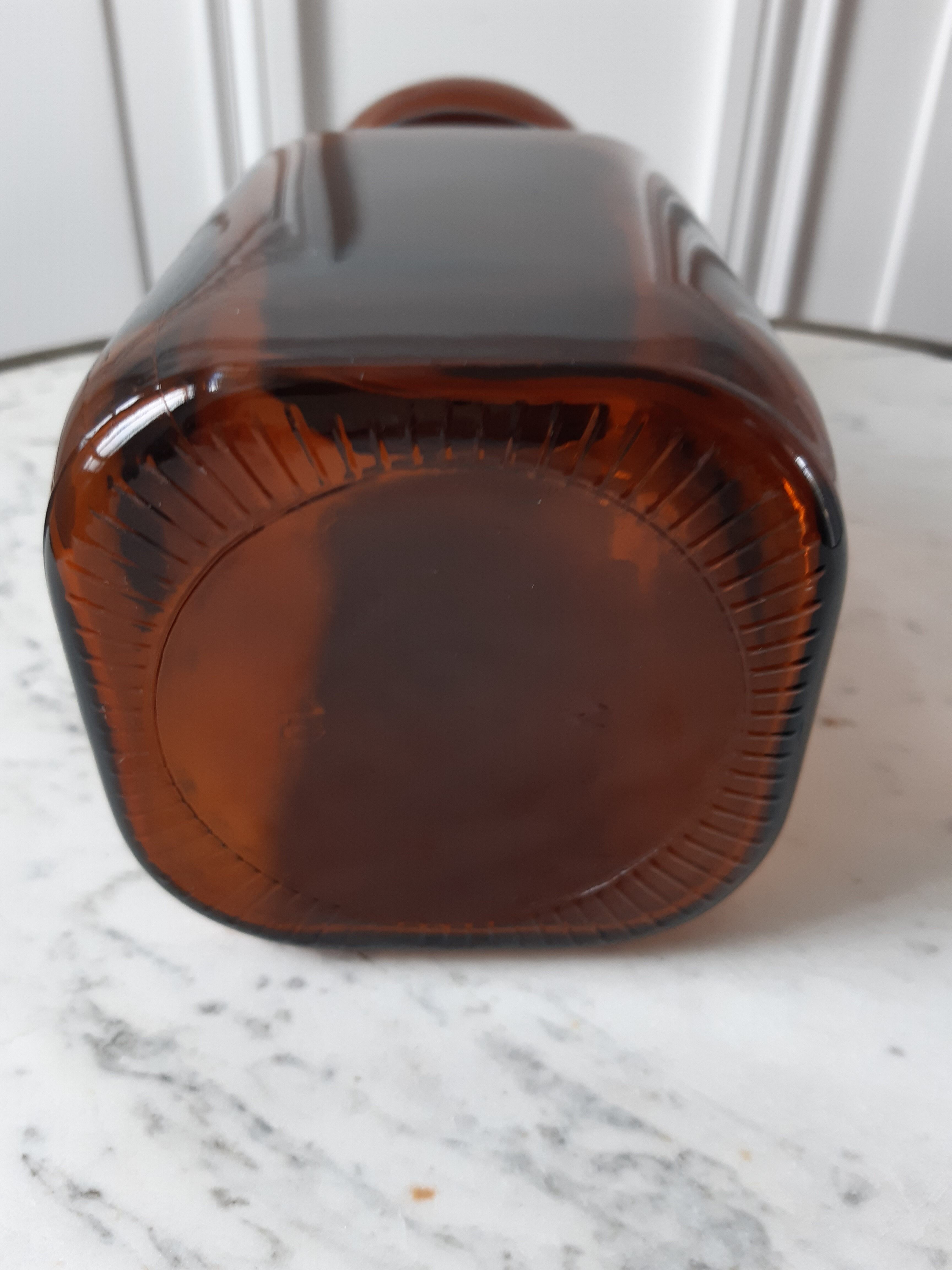 Vintage Amber Apothecary Pot