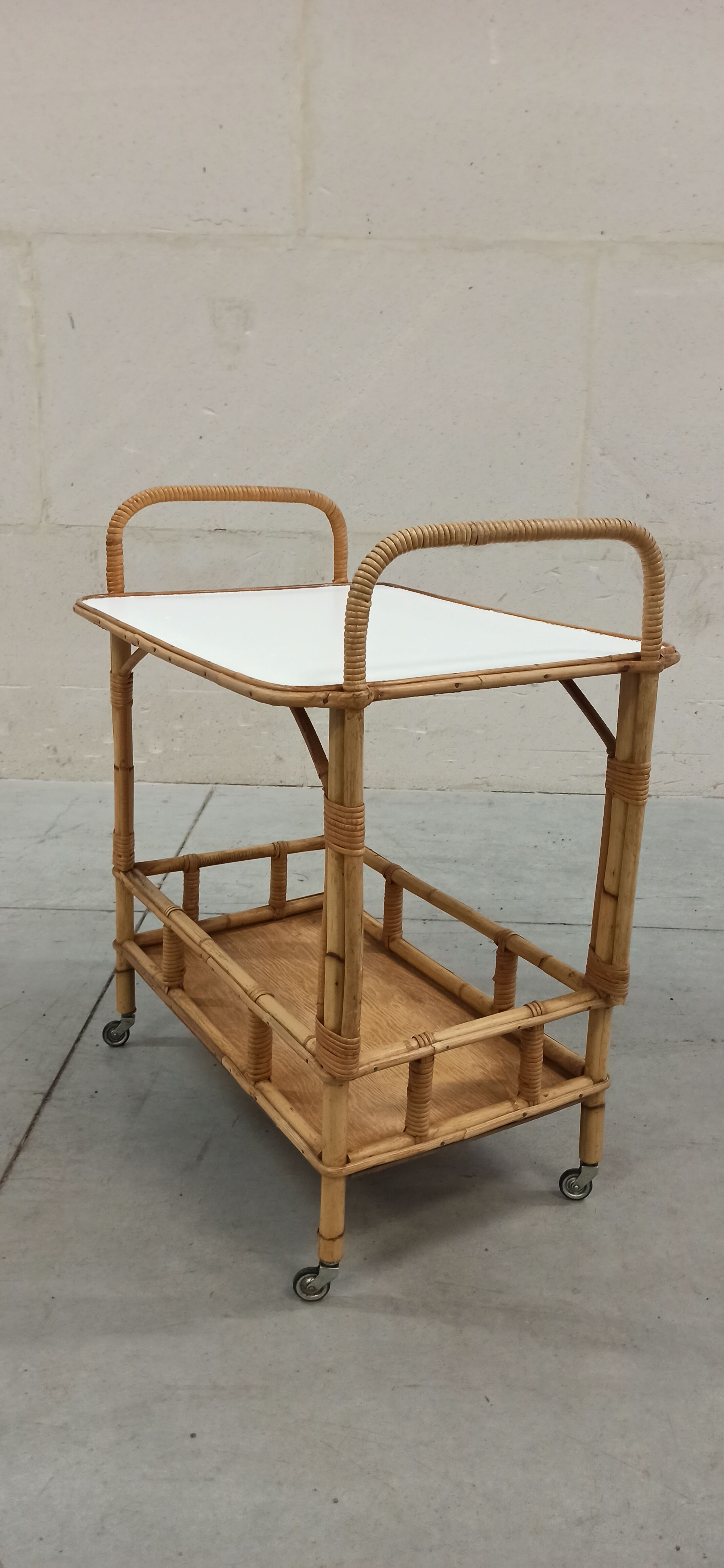 Vintage bamboo and rattan bar service