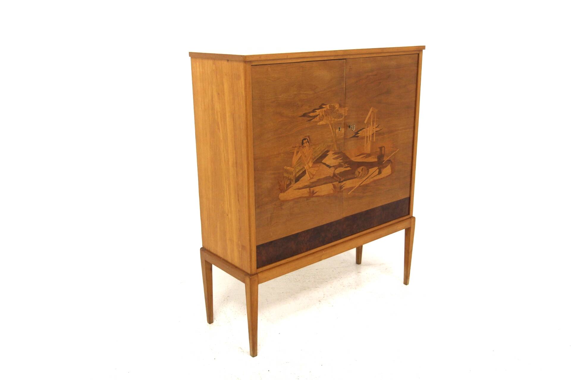 Armoire scandinave en orme, Mjölby Intarsia, Suède, 1950