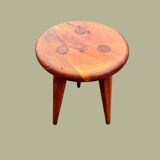 Tripod stool with pencil legs