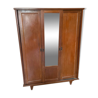 Parisian style 3-door wardrobe
