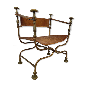 Fauteuil en cuir curule