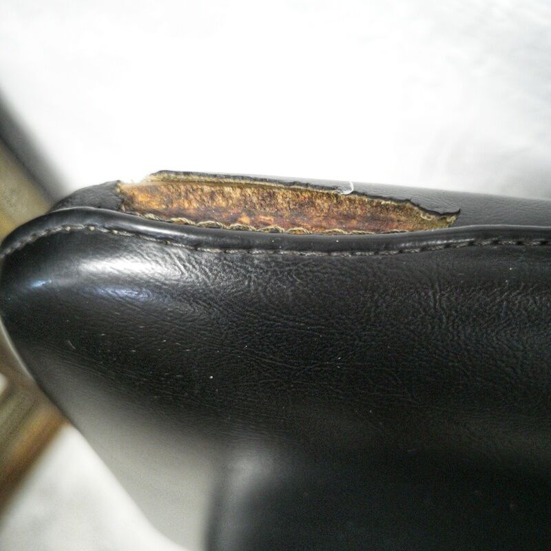 Pair of office chairs oem Strafor