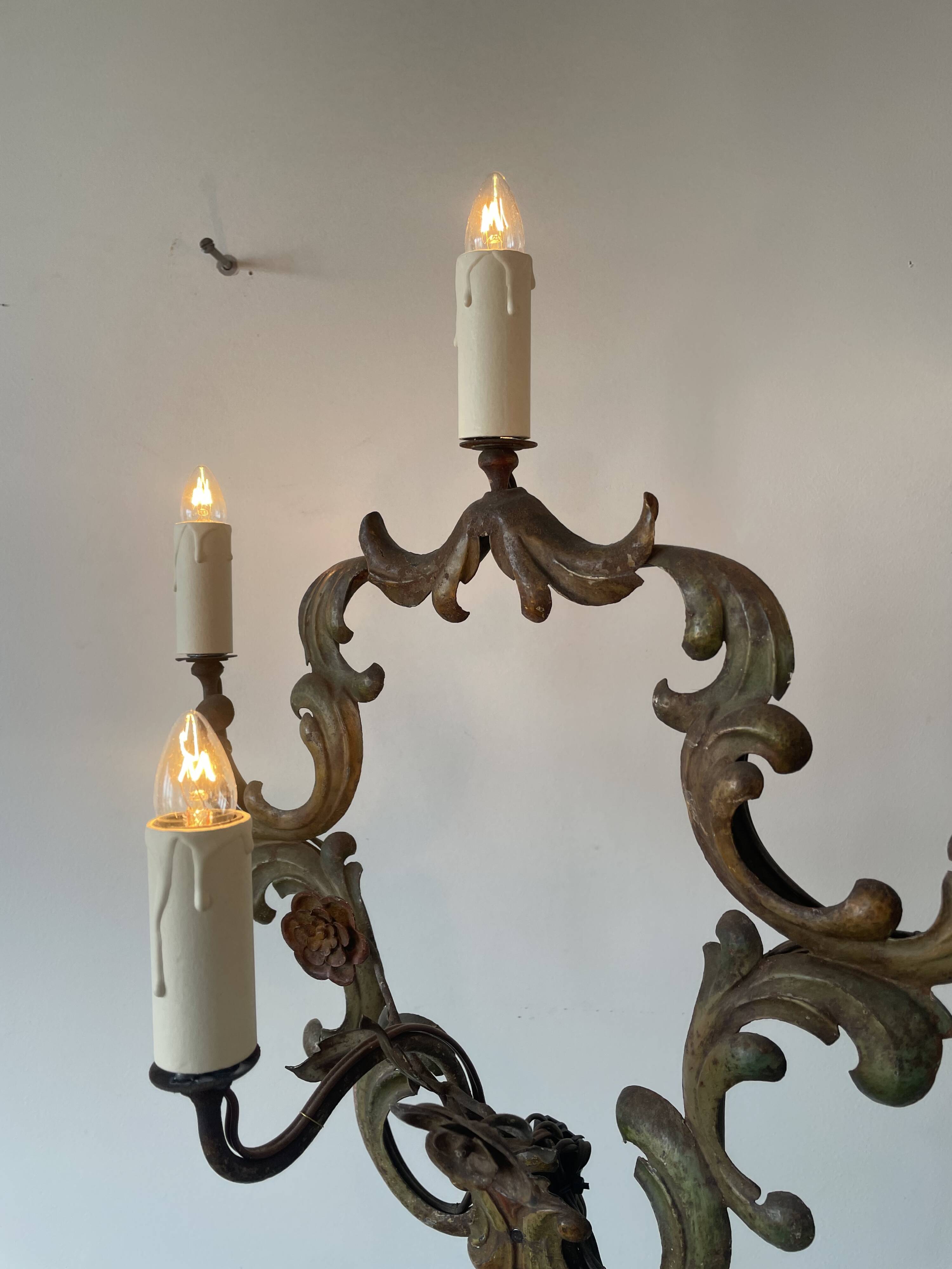 Florentine floor lamp in old painted sheet metal