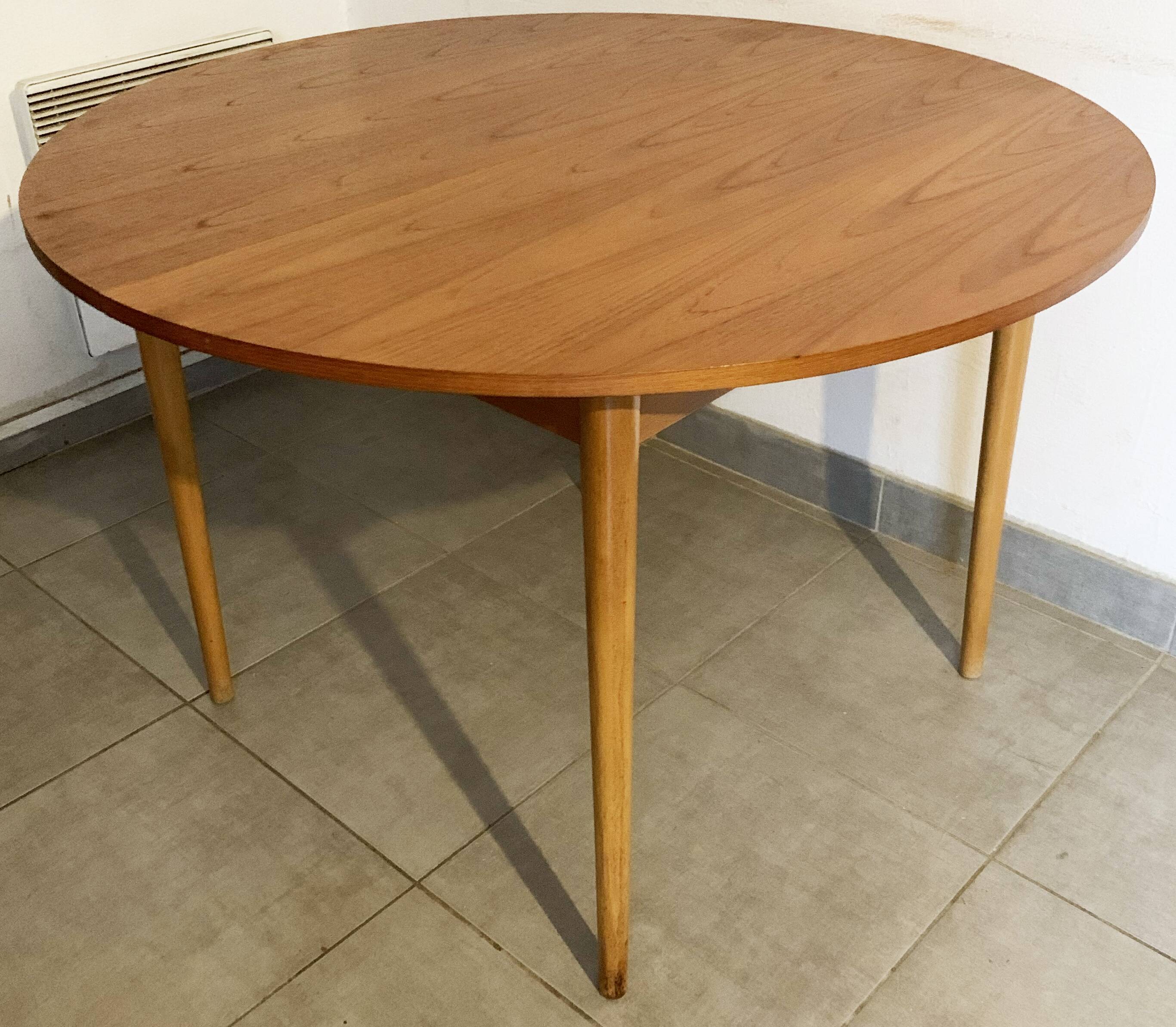 Table de repas scandinave en palissandre clair des années 60