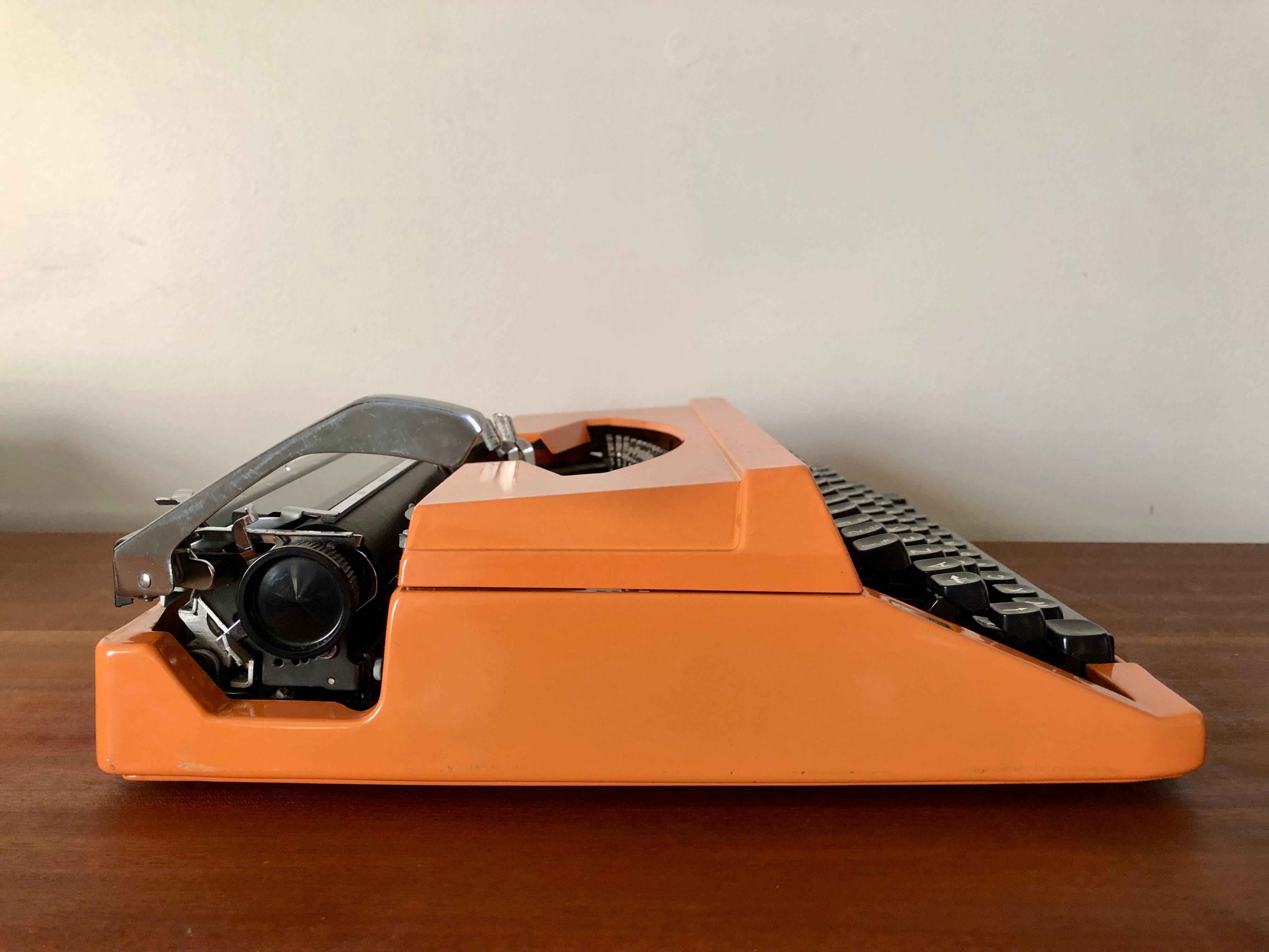 Machine à écrire orange Silver Reed 250 Tabulator Seiko Japan