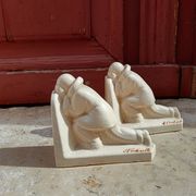 Pair of bookends - Ceramic - Signed L Fontinelle