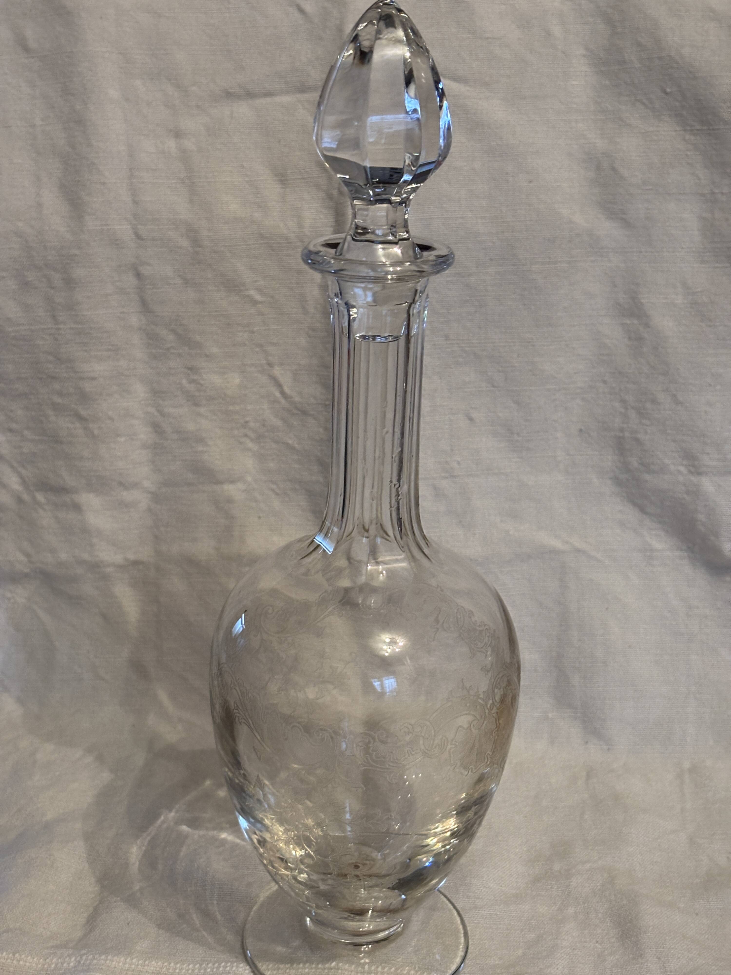 Antique engraved crystal carafe – floral decoration – matching Saint-Louis