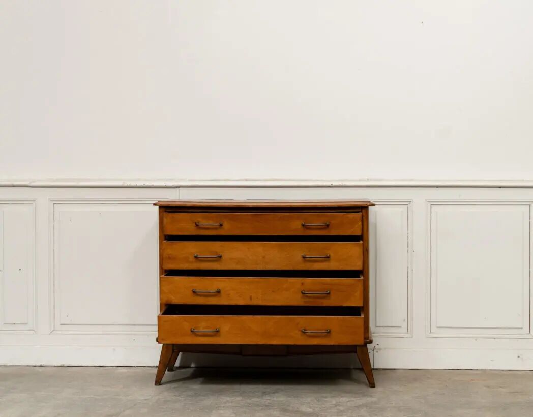 Vintage Scandinavian chest of drawers in solid oak, 1960s.