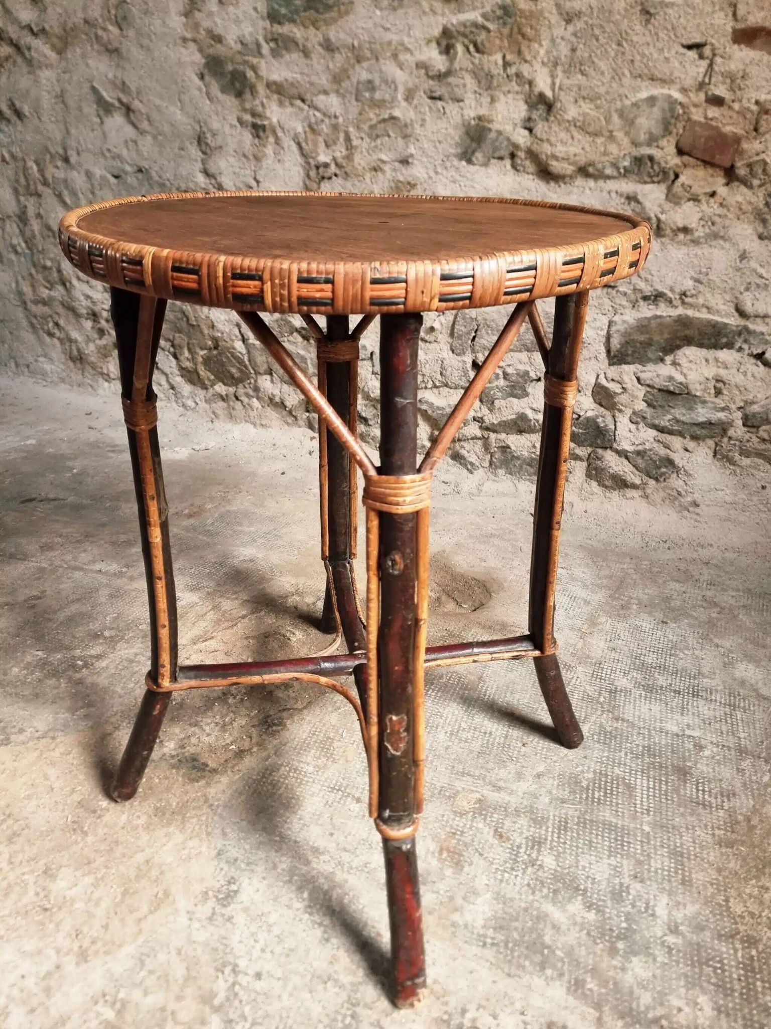 Vintage Round Bamboo and Wood Side Table | Mid-Century Bohemian Accent Table – 1950s/70s