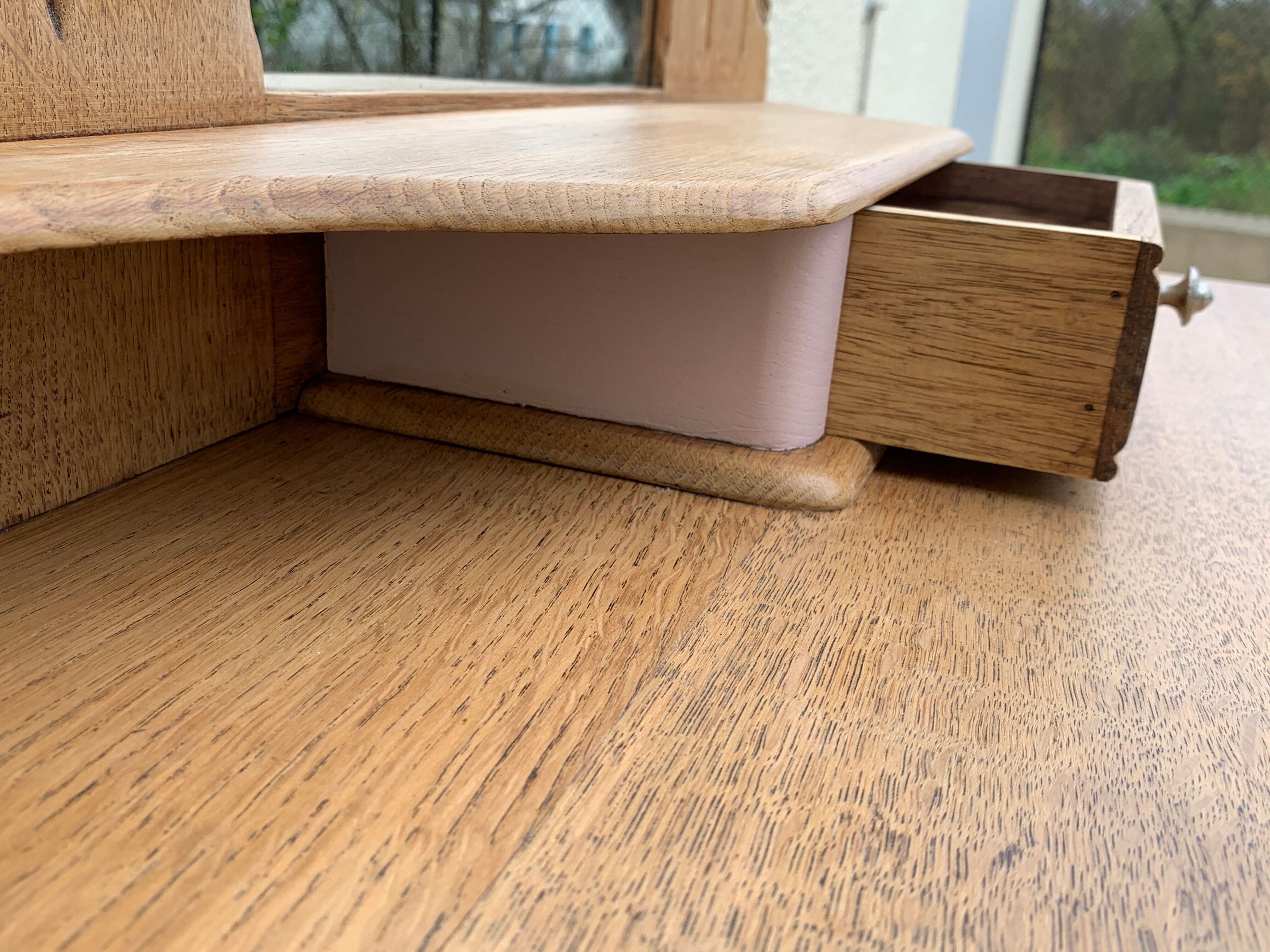 Art deco hairdresser, 1930s