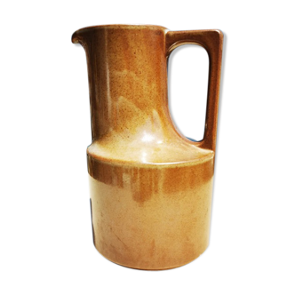 Pitcher sandstone of Brenne