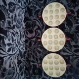 Set of three ceramic snail dishes