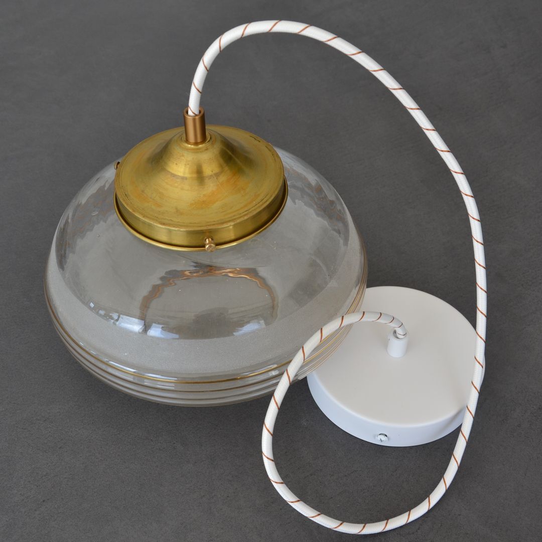 Suspension globe in frosted glass with golden edges