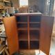 Armoire d'école pieds compas vintage