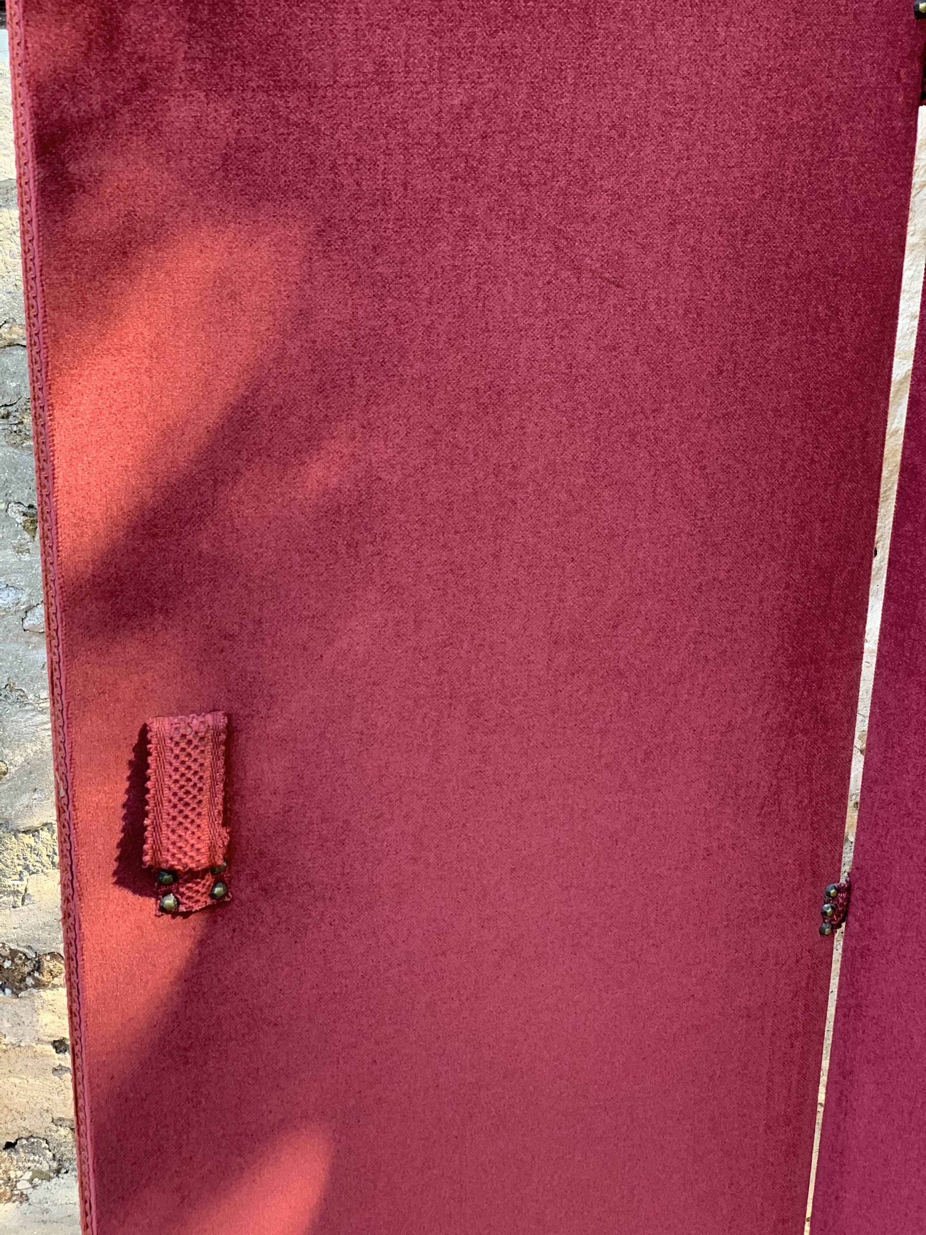 Old wooden screen covered with velvet 4 sheets