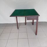 Gaming table