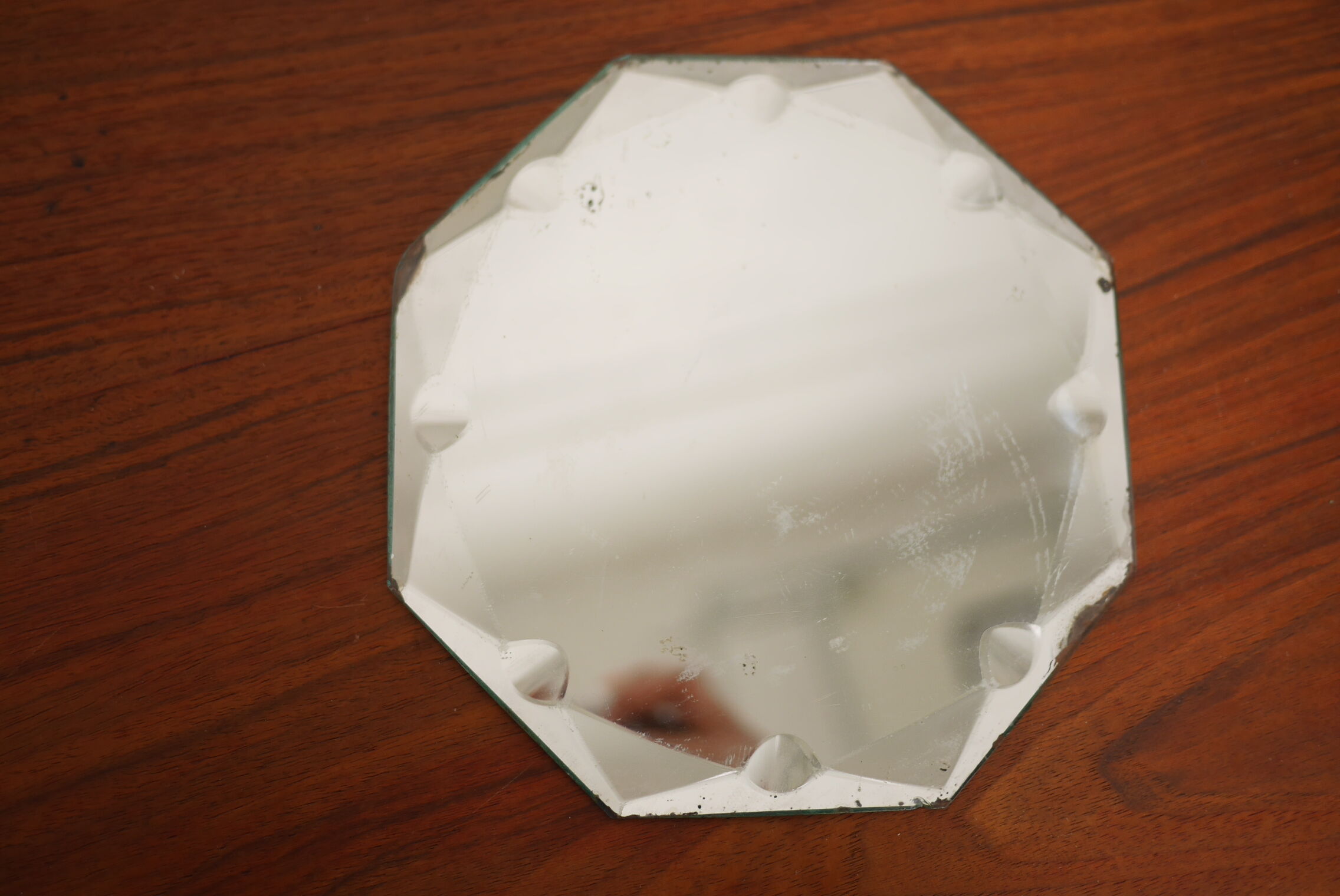 Octagonal mirror beveled 18x18cm