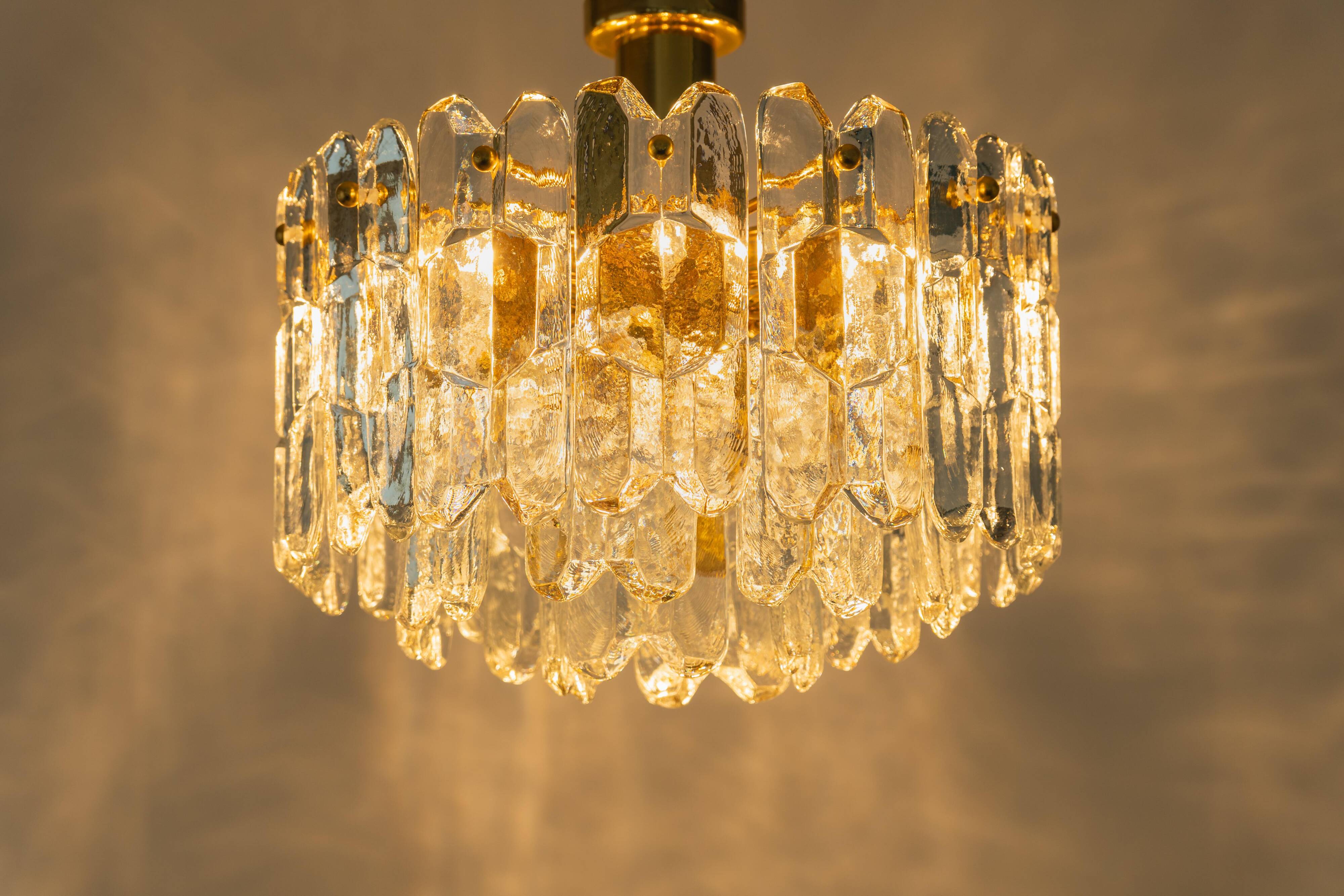 Murano glass light fixture in brass Palazzo, Kalmar, Austria, 1970s