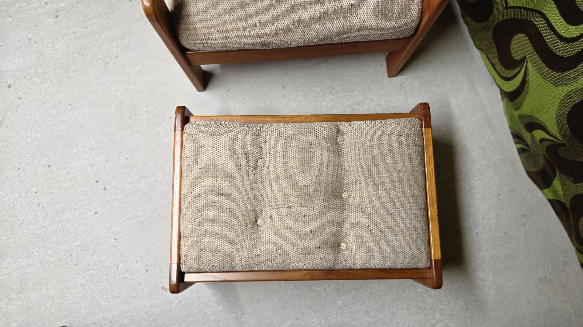 Fauteuil lounge scandinave en teck massif & ottoman 60/70