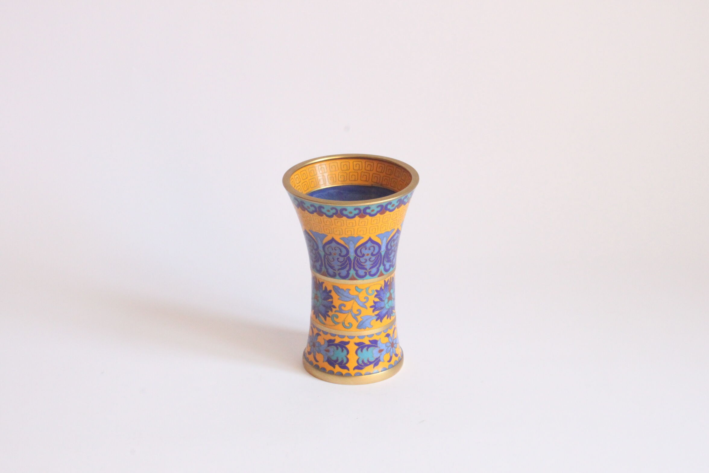 Chinese cloisonné brush pot, 1970s China