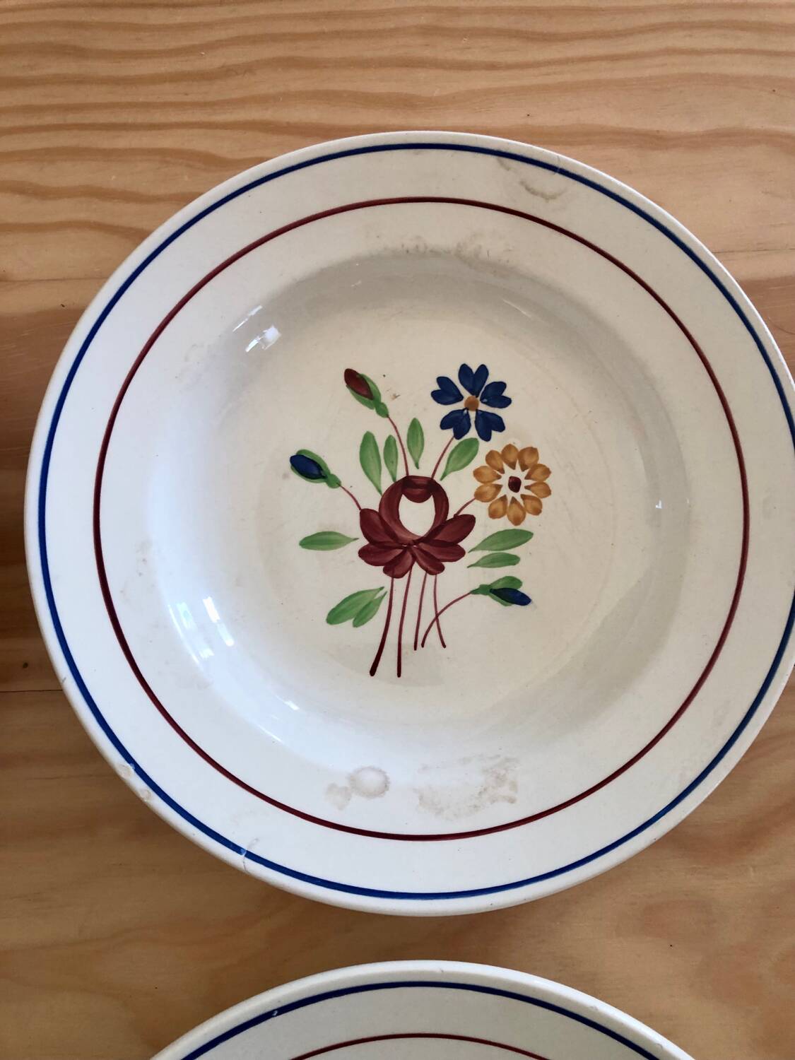 Chantilly K&G Luneville soup plates