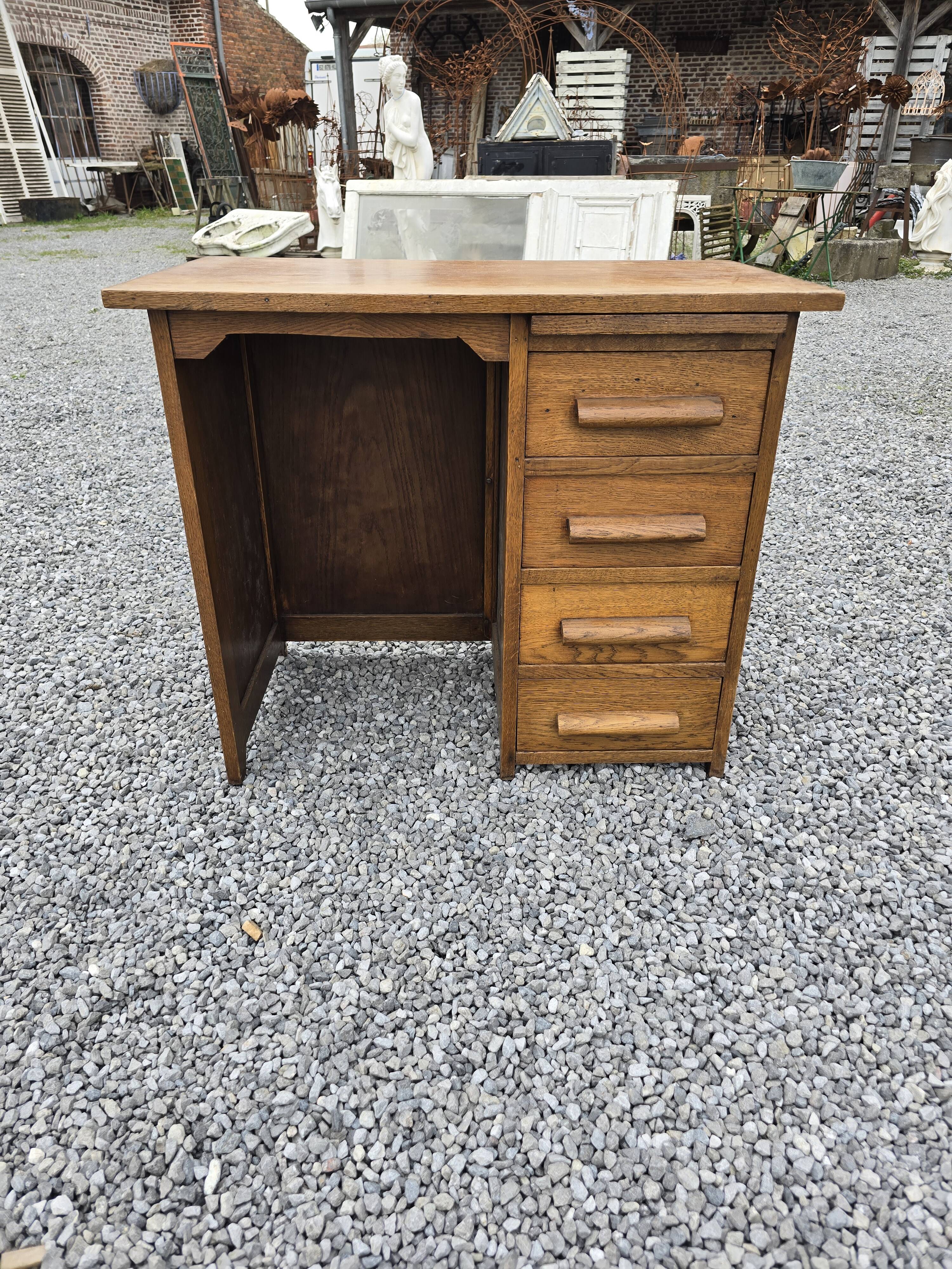 Oak children's desk with drawers