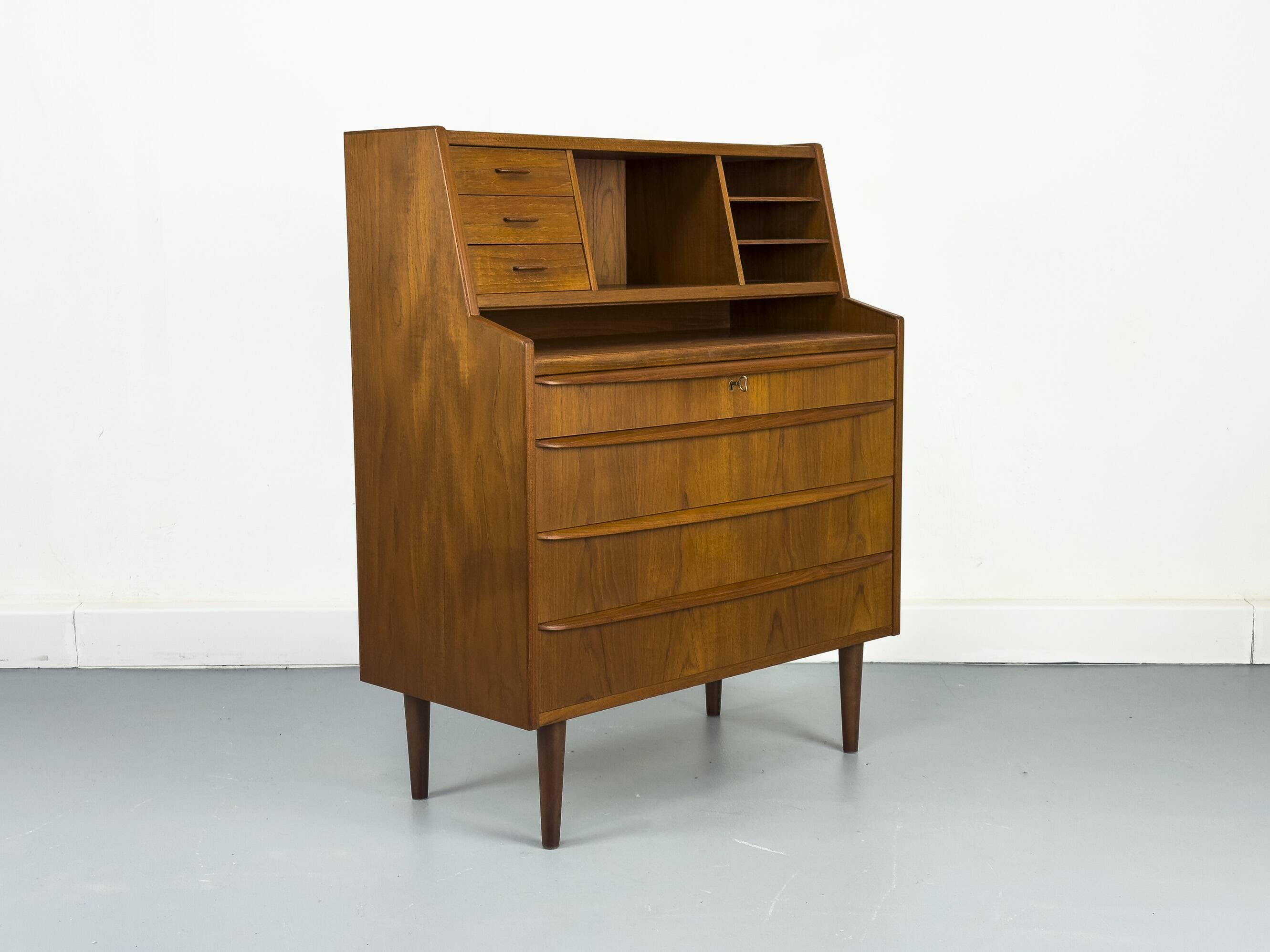 Secrétaire en teck de Chr. Møller, années 1960