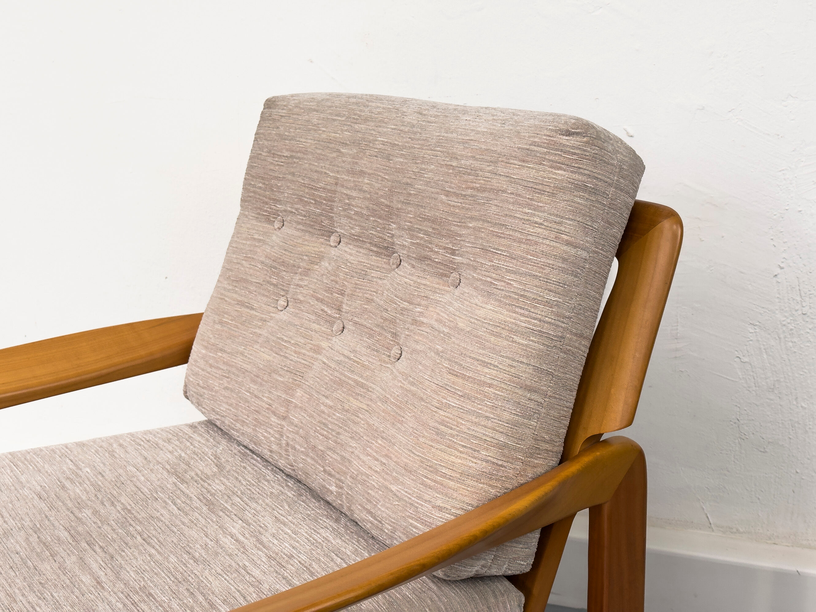 Paire de fauteuils, 1960s
