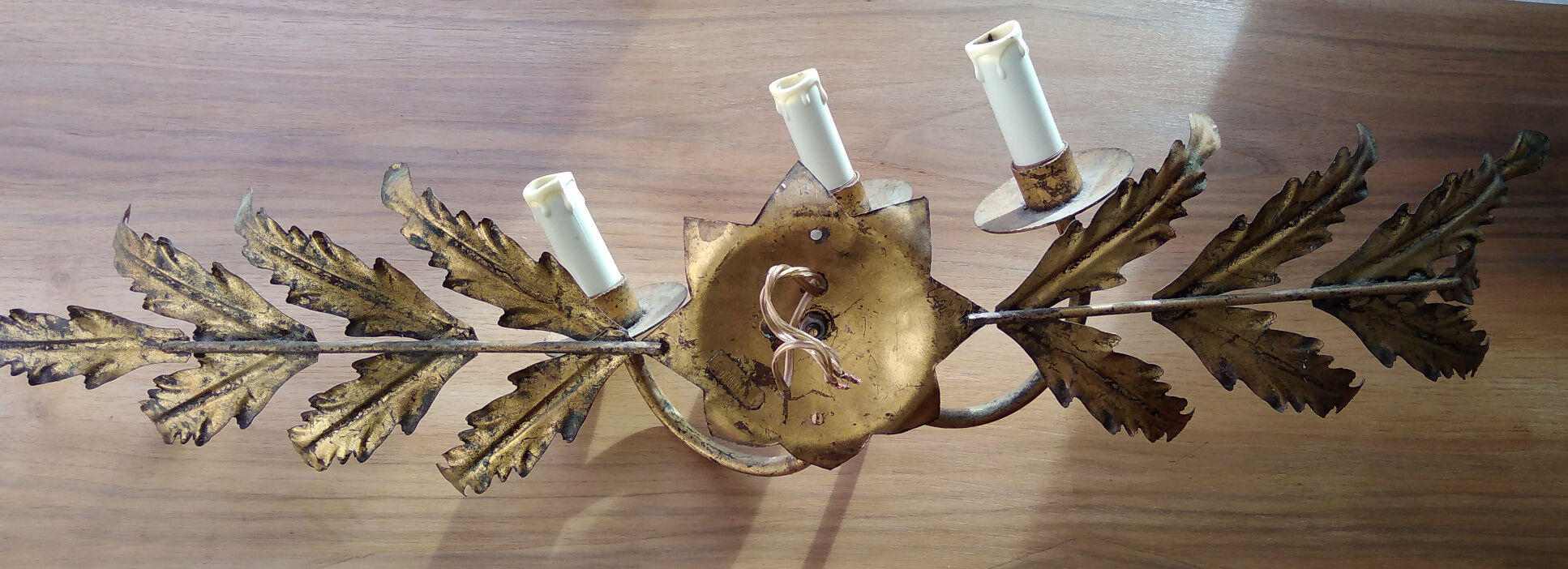 Wall light sheets gold metal