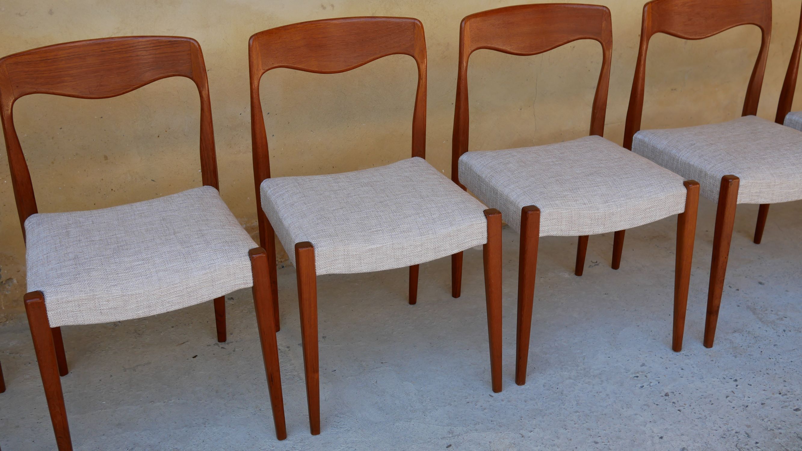 Set of 6 chairs Scandinavian teak by Niels Otto Møller