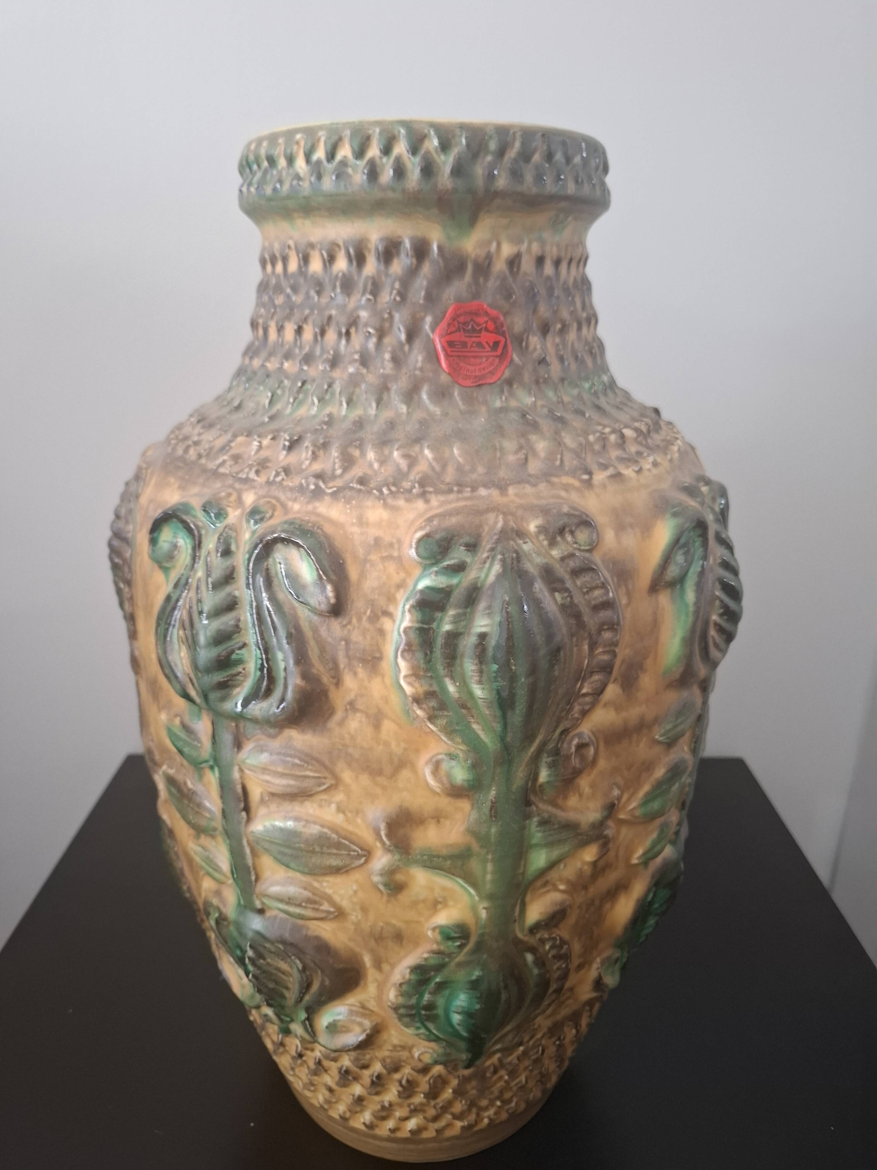 Large vase Bay Keramik