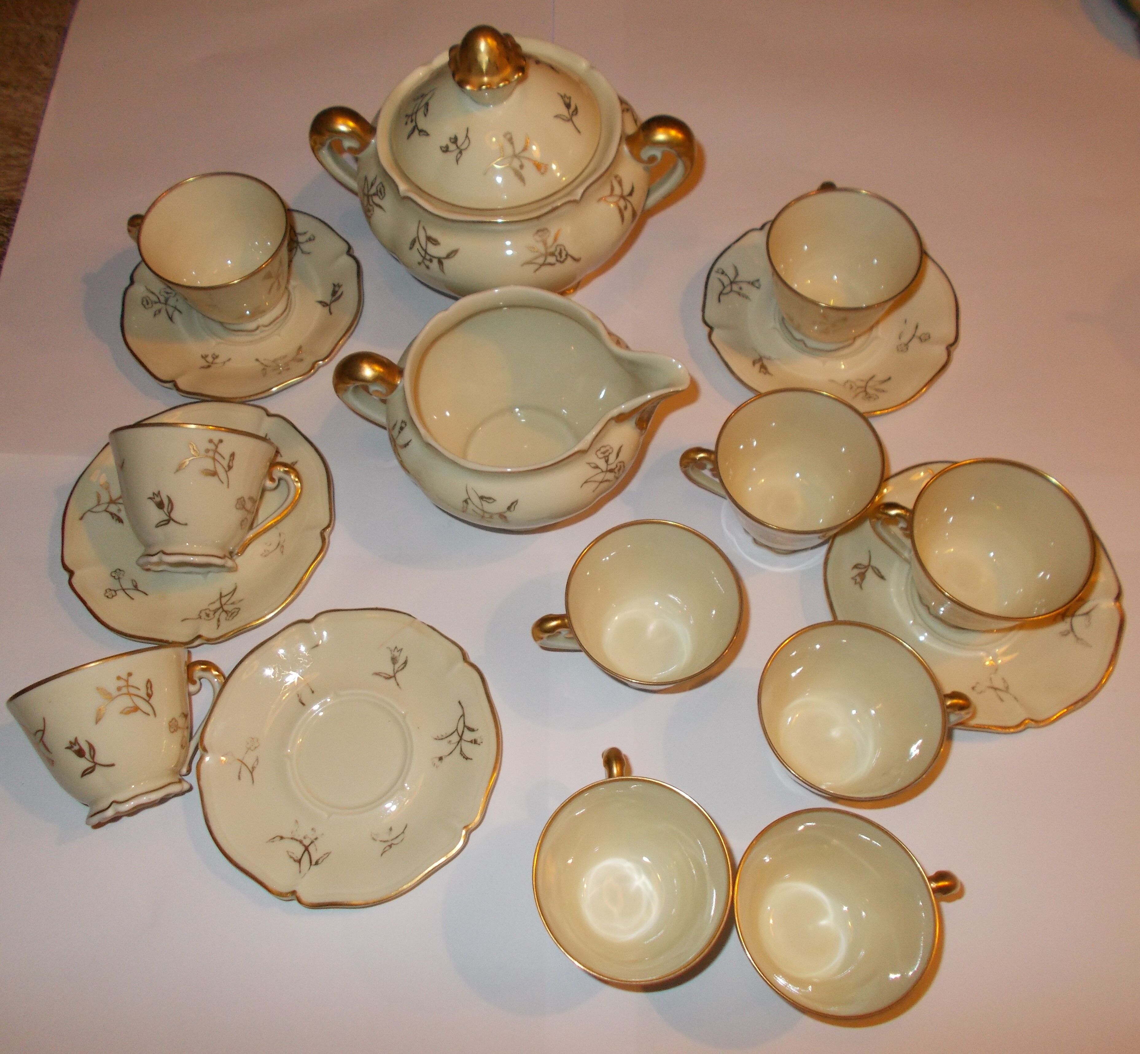 Service à café porcelaine de Limoges