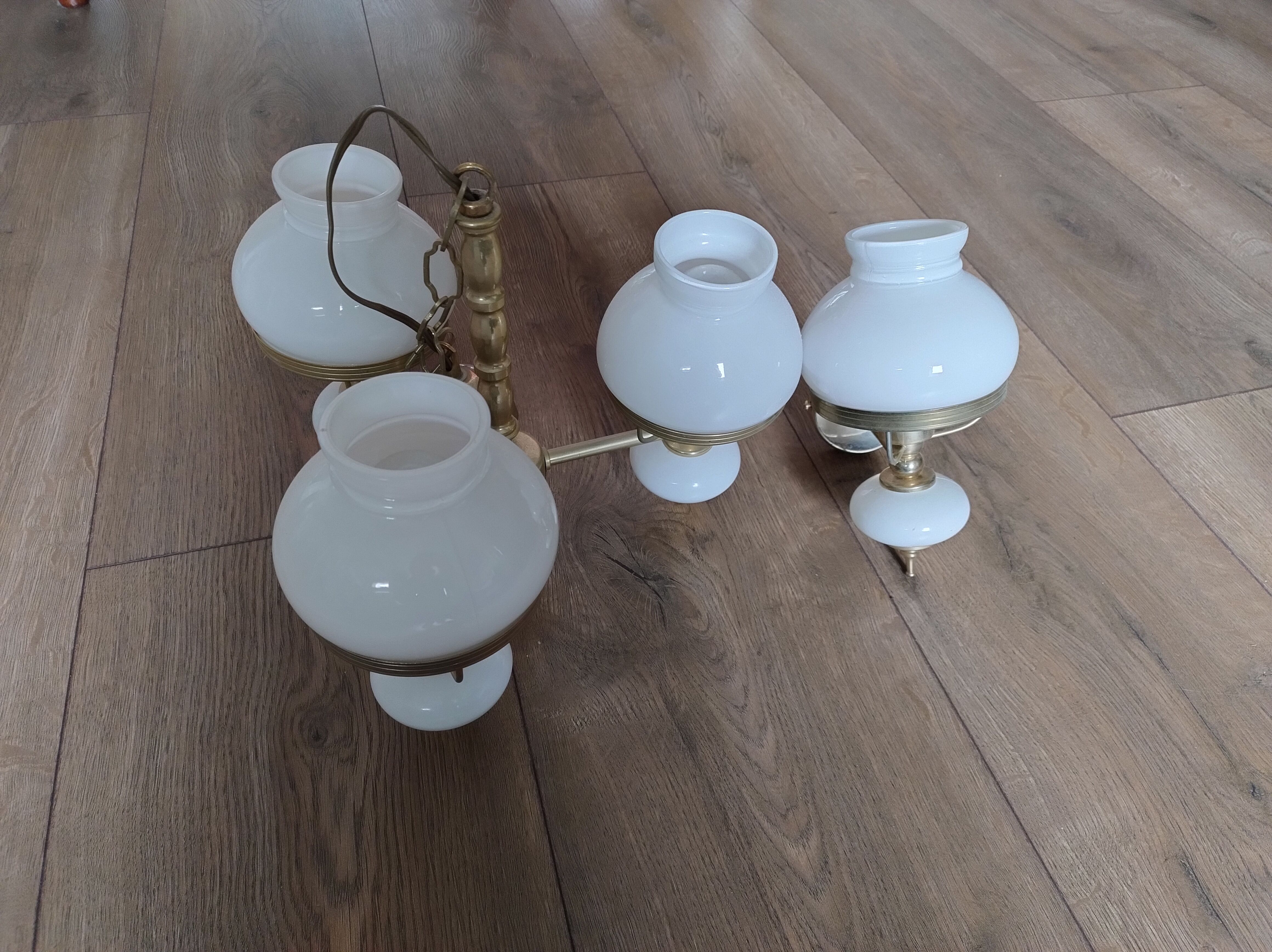 Suspension with 3 brass/opaline lights and its wall light.