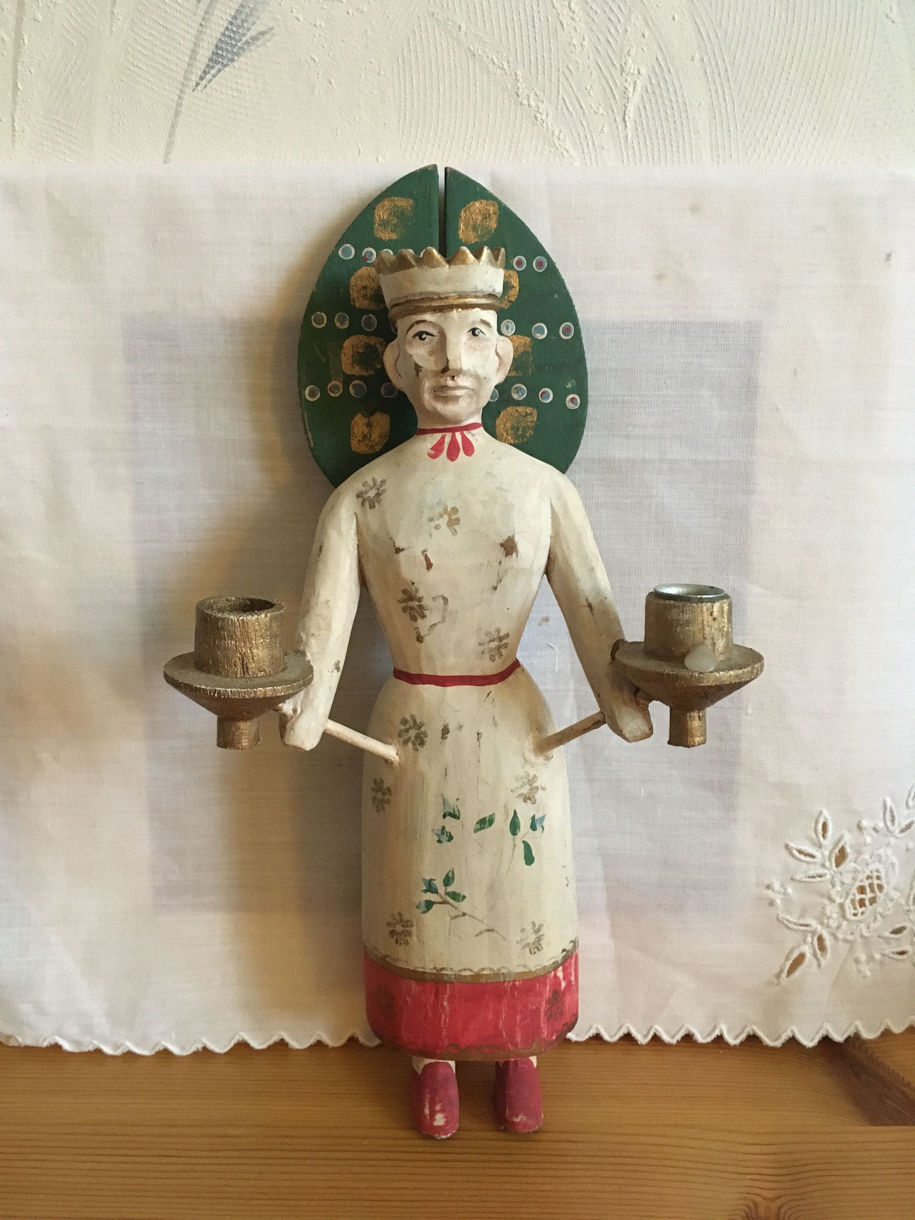Vintage Habitat candle holder.