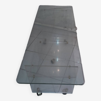 Plexiglas table and glasses on wheels