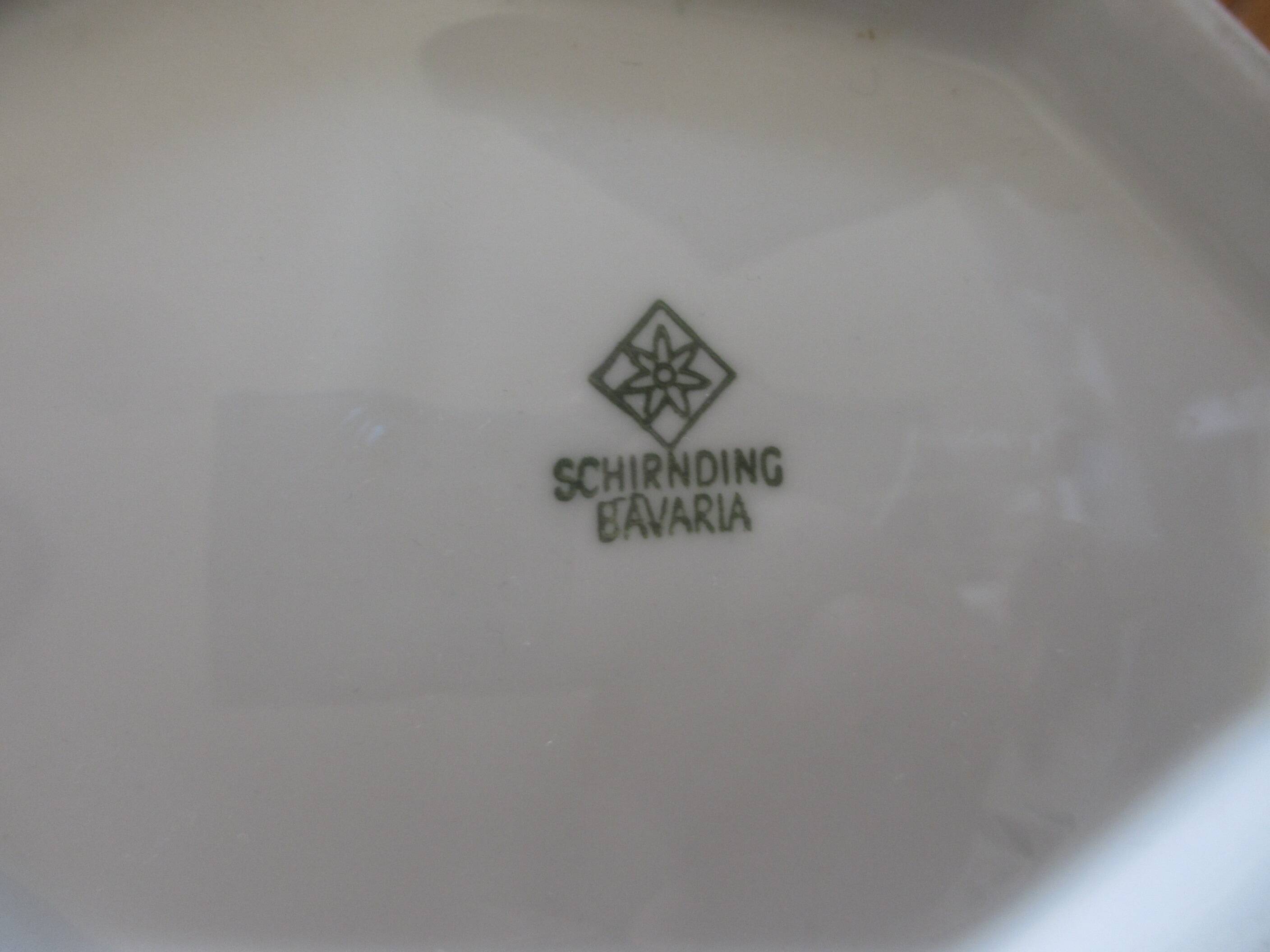 Schirnding Bavaria porcelain soup tureen