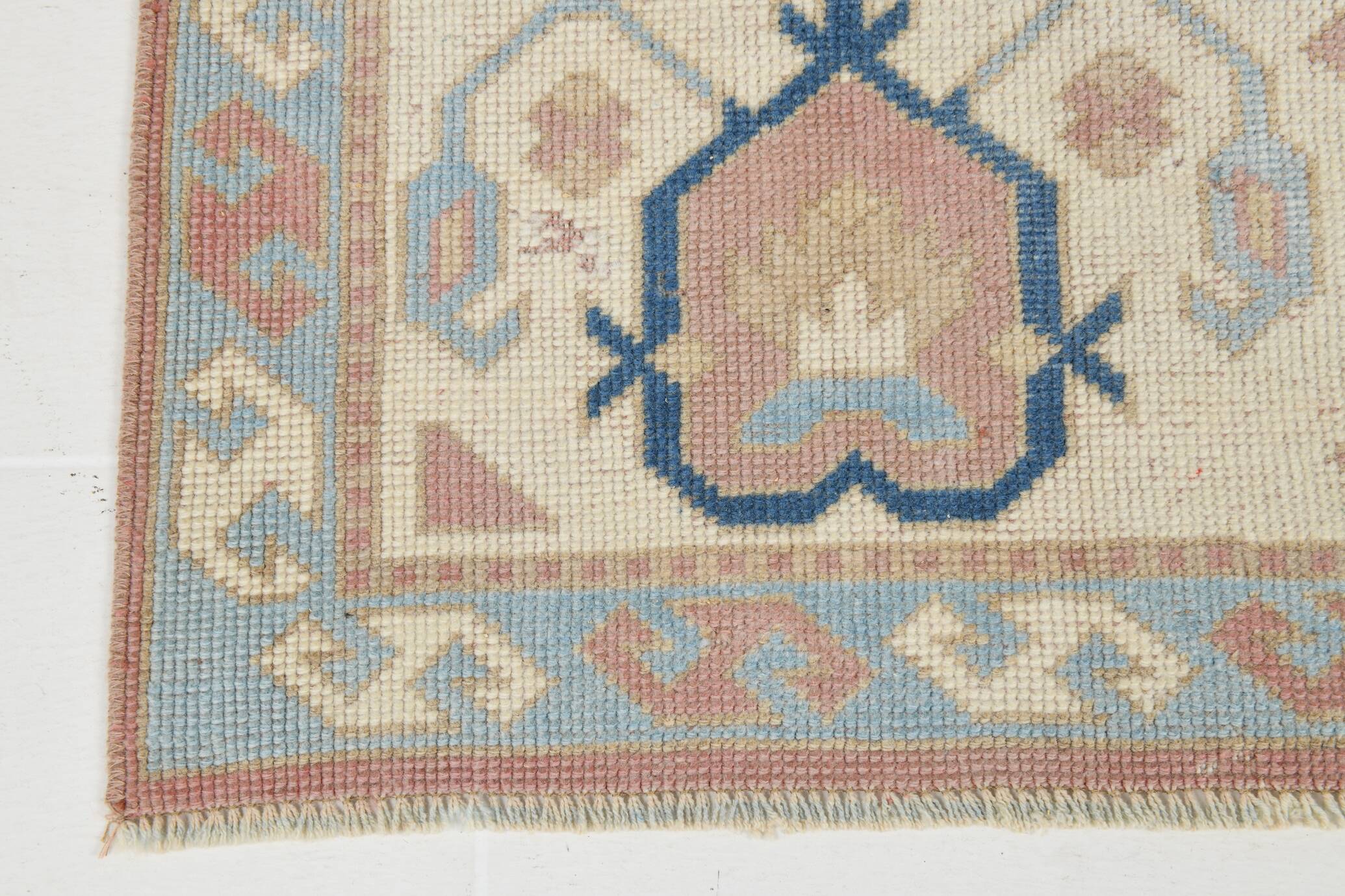 8x11 oversize pink persian rug, 259x351cm