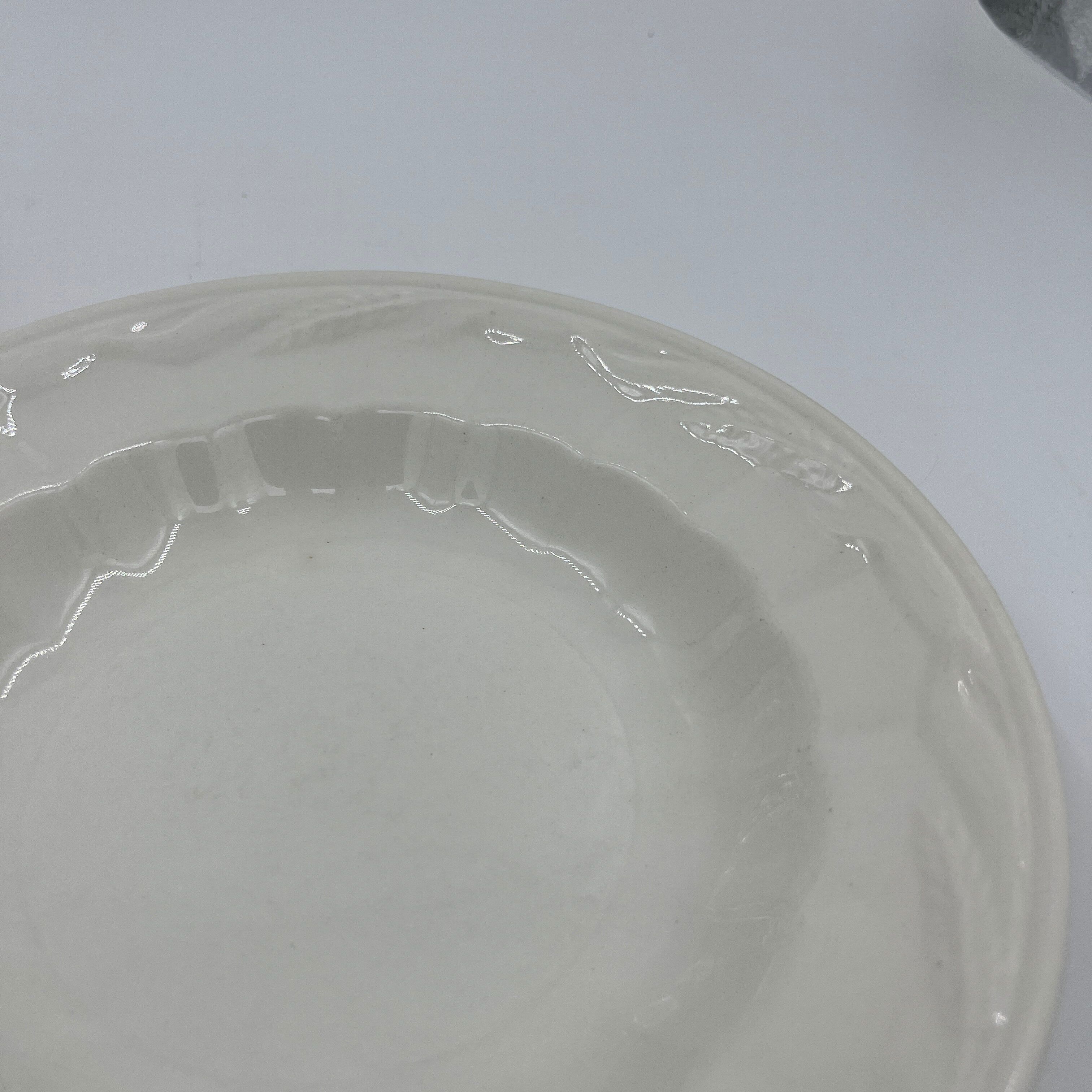 Boch Frères white plate duo